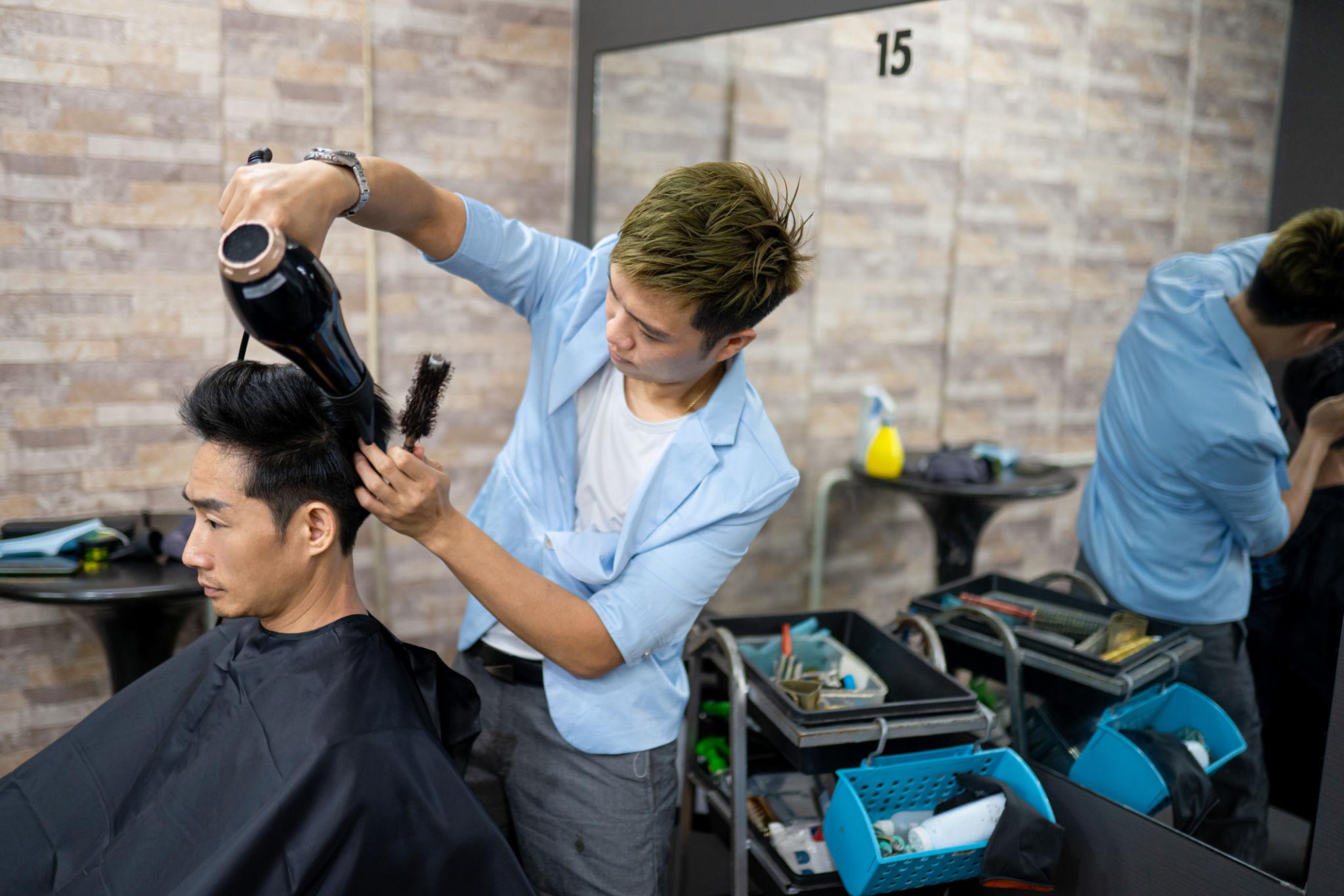 Brushing homme naturel et professionnel